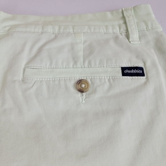 Chubbies The Sea Foams Green 5.5" Flat Front Stretch Twill Shorts Sz 34 NEW - Picture 9 of 14